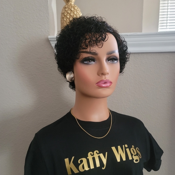 Braina short curly - Picture 1 of 4